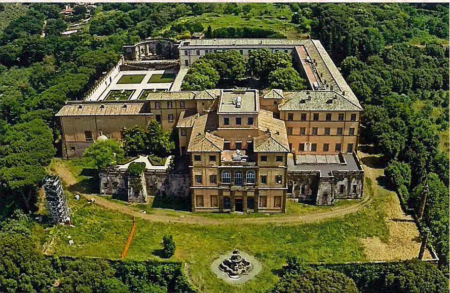  Villa_Mondragone
